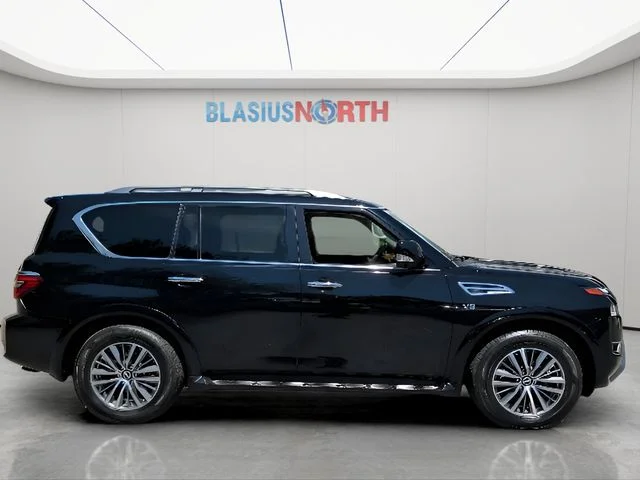 Used 2021 Black Nissan SL image 4