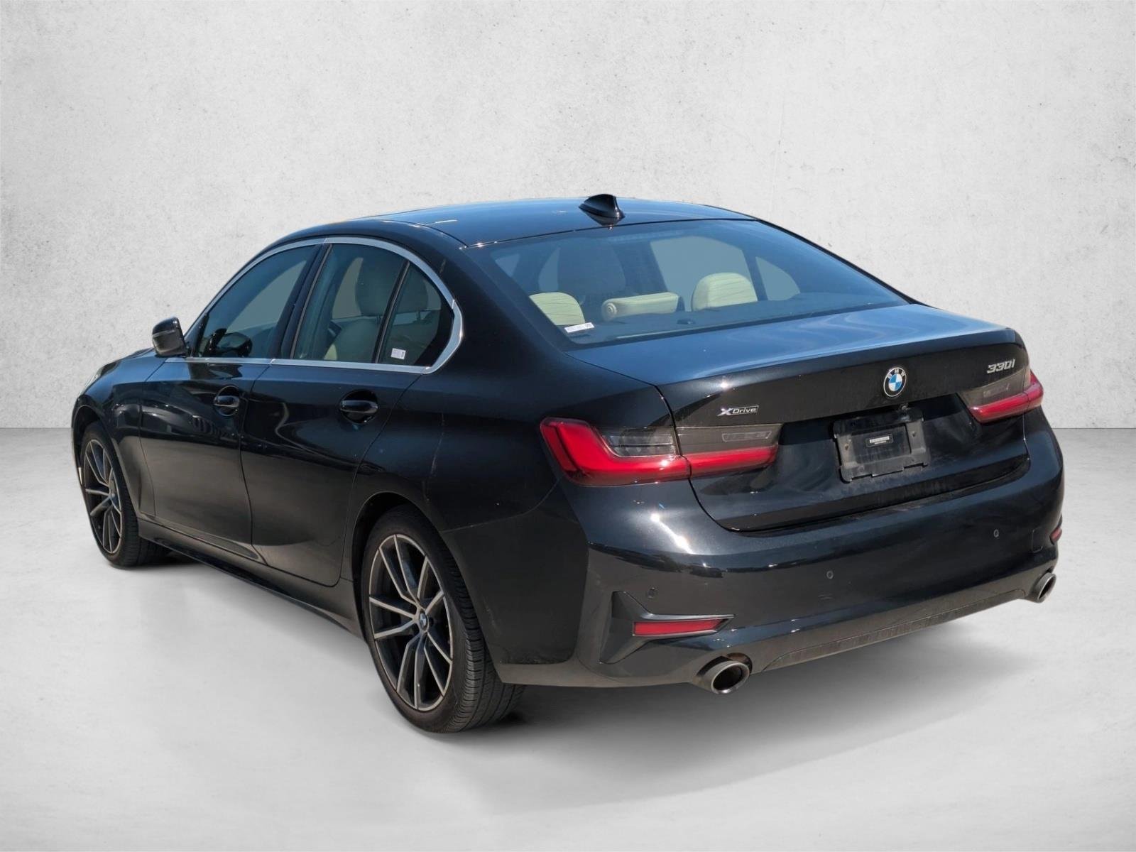 Used 2021 Black Sapphire Metallic BMW 330i xDrive image 7