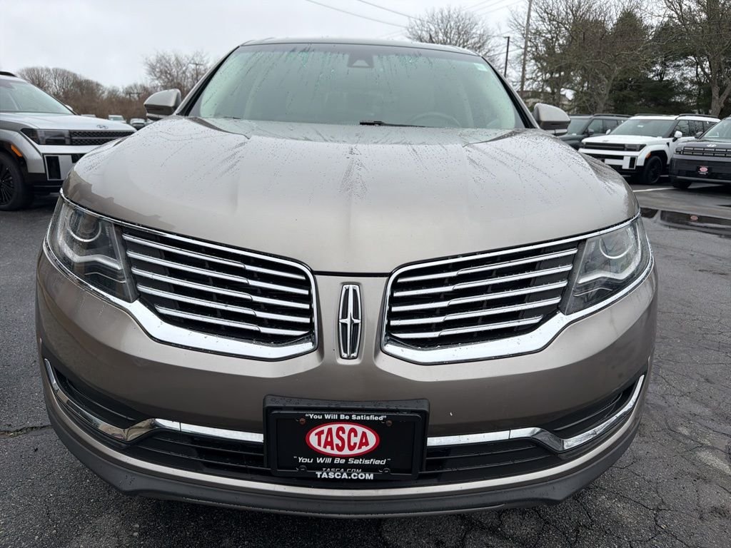 Used 2018 Lincoln MKX Reserve with VIN 2LMPJ8LR0JBL13411 for sale in Fairhaven, MA