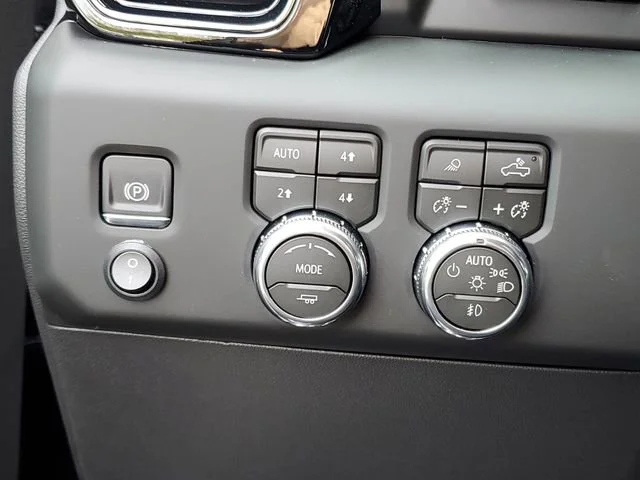 New 2026 Onyx Black GMC AT4 image 20