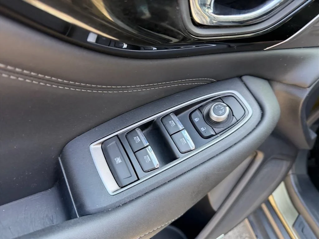 Used 2020 Brown Subaru Limited image 17