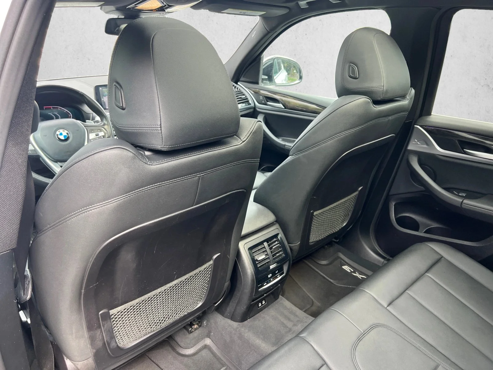 Used 2020 Alpine White BMW xDrive30i image 18