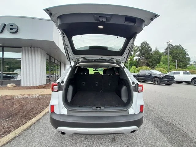 Used 2025 Silver Ford Active image 48