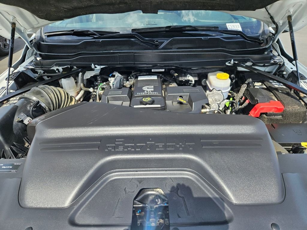 Used 2024 Bright White Clearcoat Ram Laramie image 32