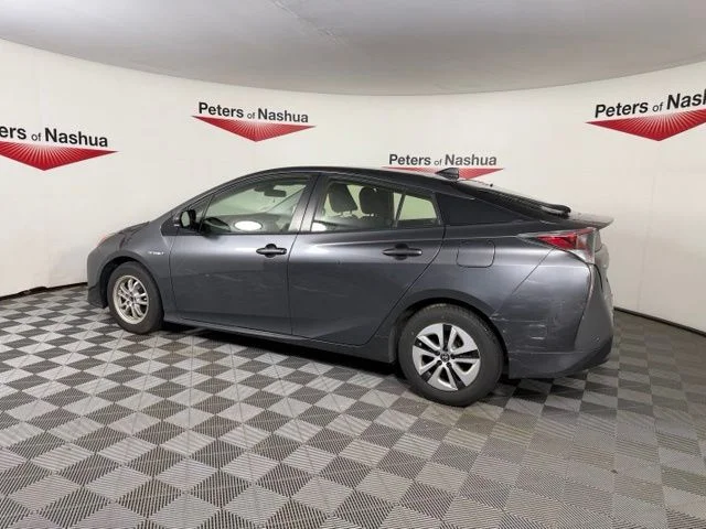 Used 2018 Gray Toyota Two image 3