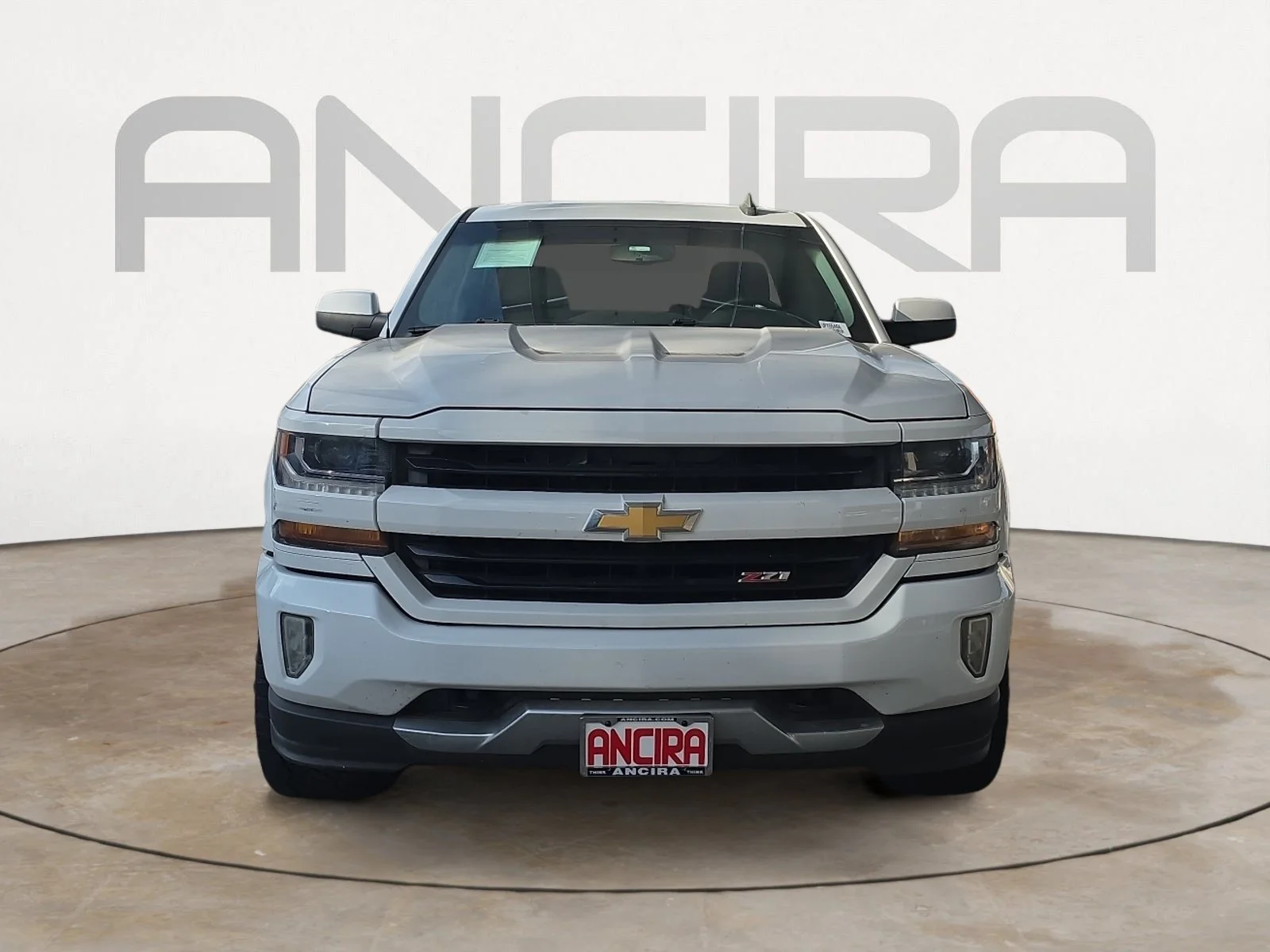Used 2017 Summit White Chevrolet LT image 3