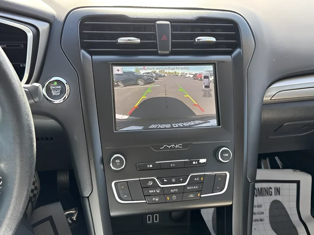 Used 2019 Black Ford SE image 17