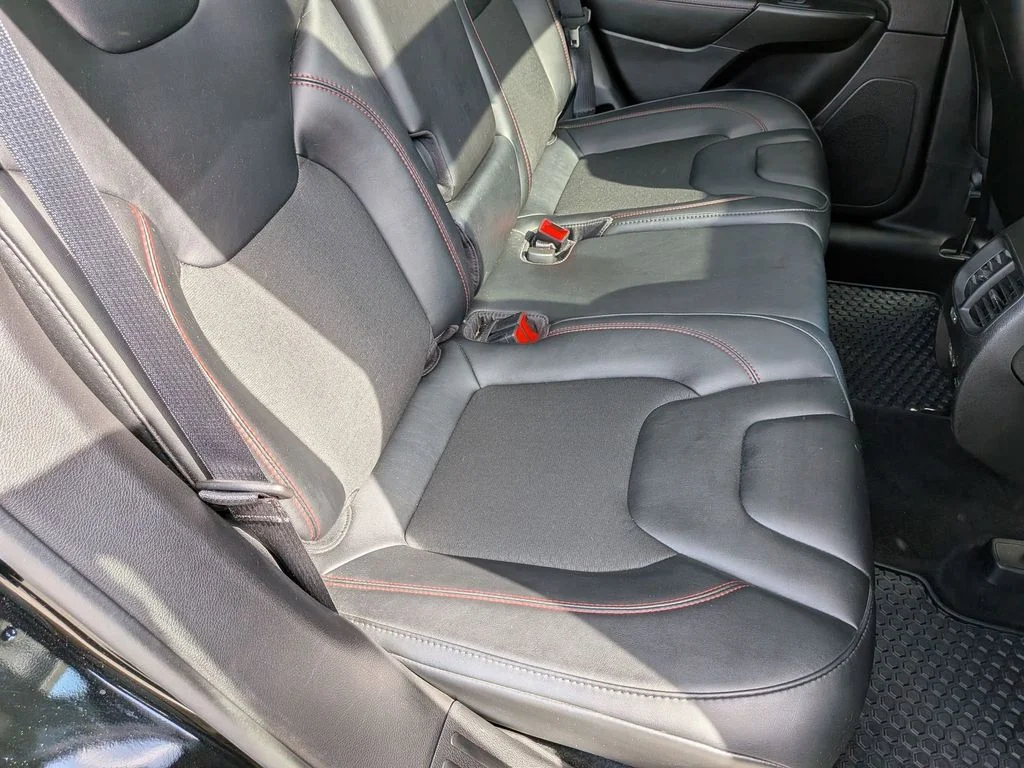 Used 2022 Black Jeep Trailhawk image 26