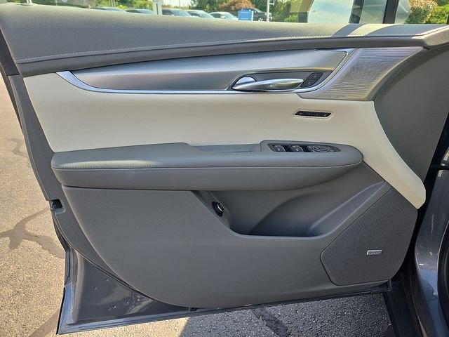 Used 2022 Steel Metallic Cadillac Premium Luxury image 12