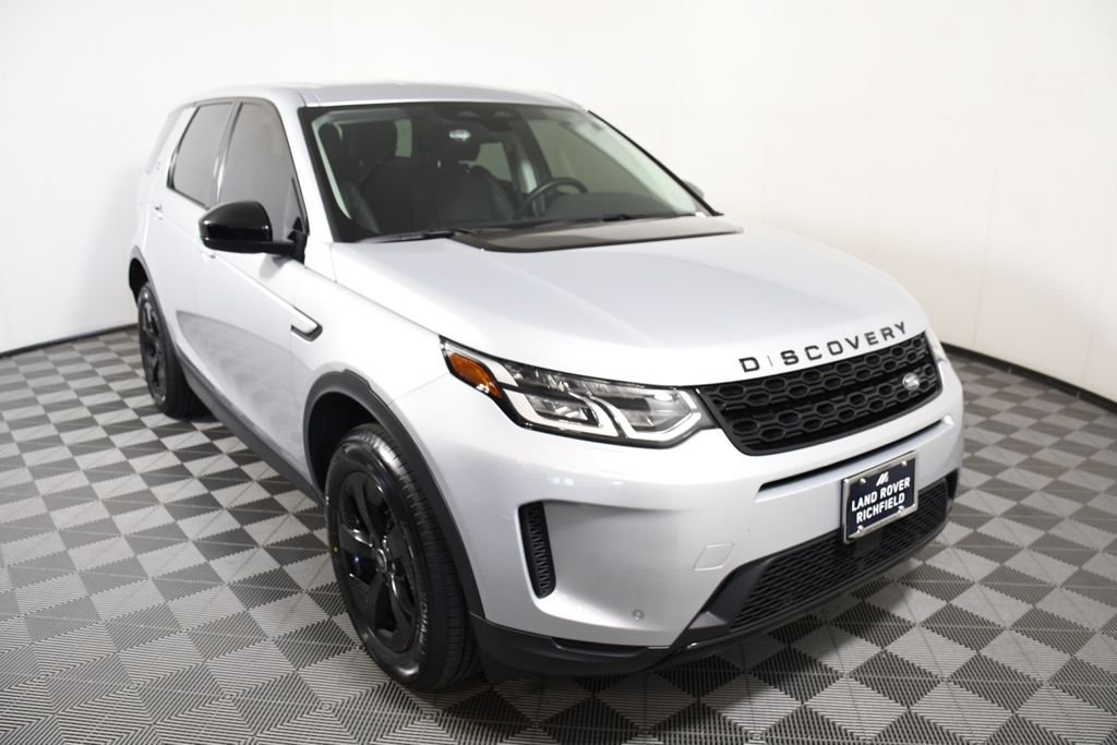 Used 2023 Hakuba Silver Metallic Land Rover S image 9