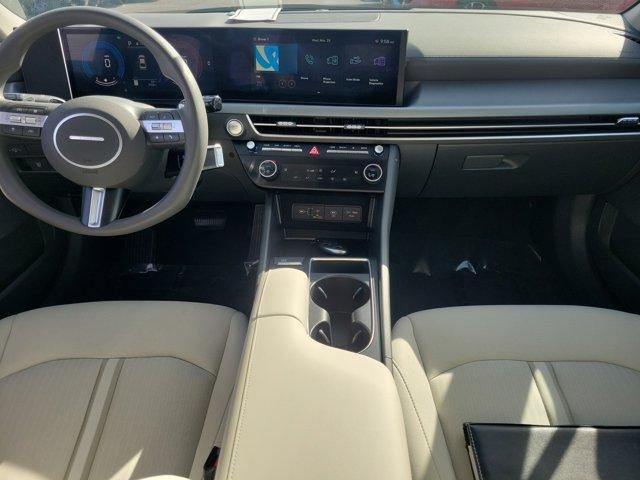 2025 Hyundai Sonata SEL - Photo 9