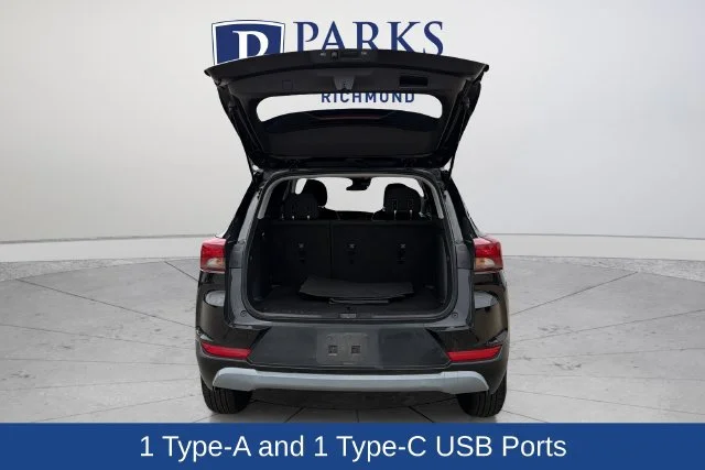 Certified Used 2025 Mosaic Black Metallic Chevrolet LT image 19