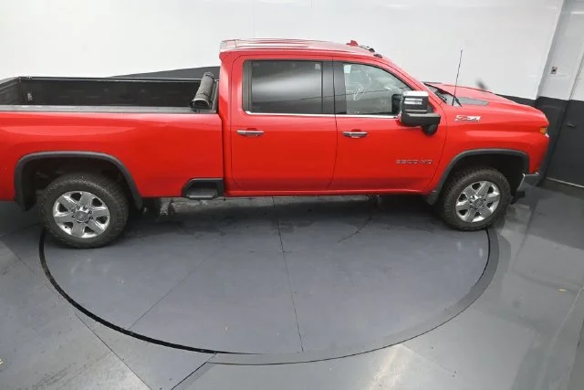 Used 2020 Red Chevrolet LTZ image 19