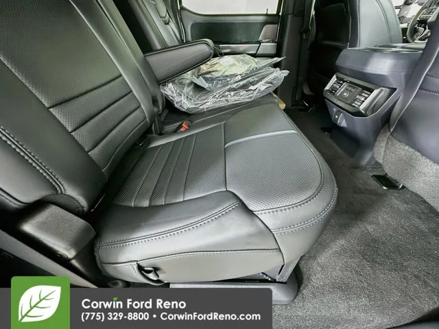 New 2026 Star White Metallic Tri-Coat Ford Platinum image 32