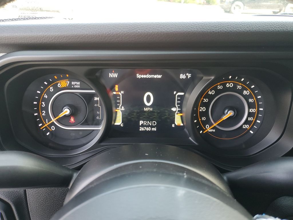 Used 2025 White Jeep Sport S image 18