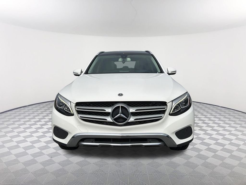 Used 2019  Mercedes-Benz GLC 300 image 2