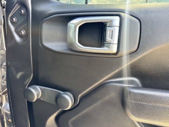 Used 2024 Gray Jeep Sport image 39