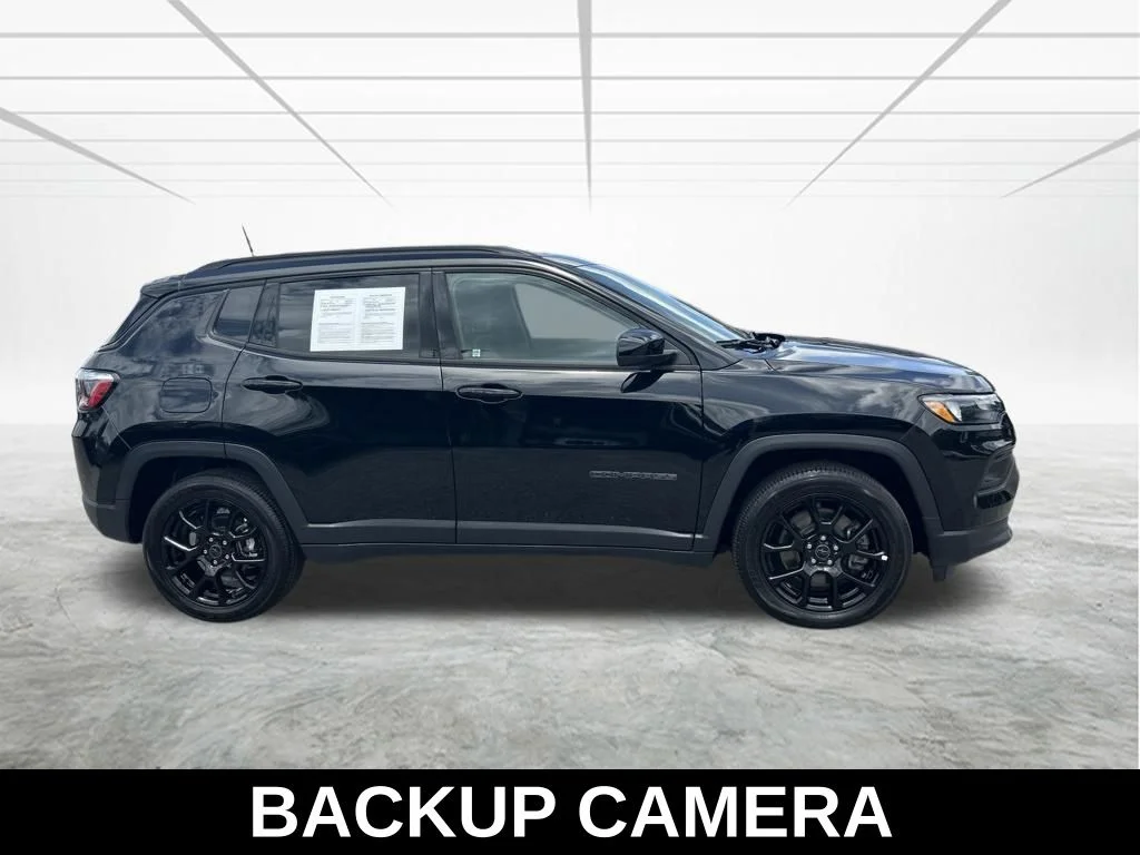Certified Used 2025 Black Jeep Latitude image 4