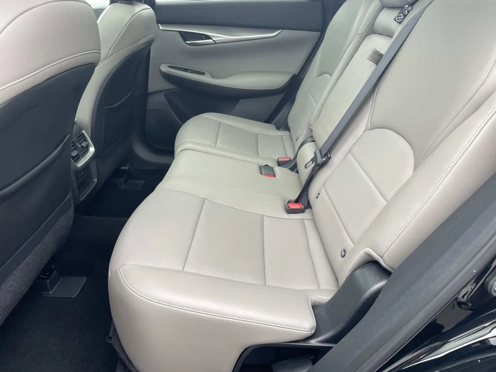 Used 2023 Black INFINITI LUXE image 10