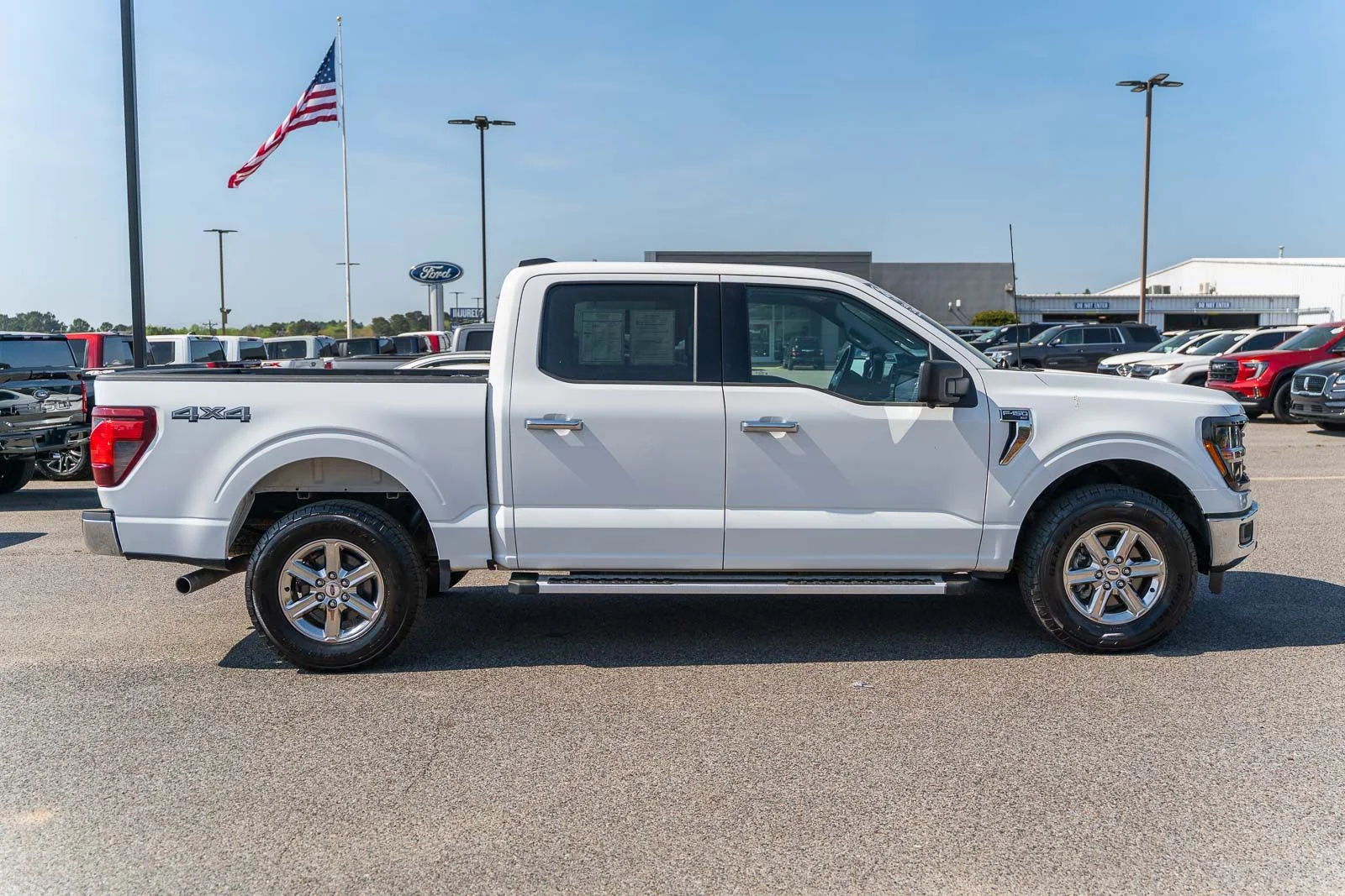 Used 2024  Ford XLT image 7
