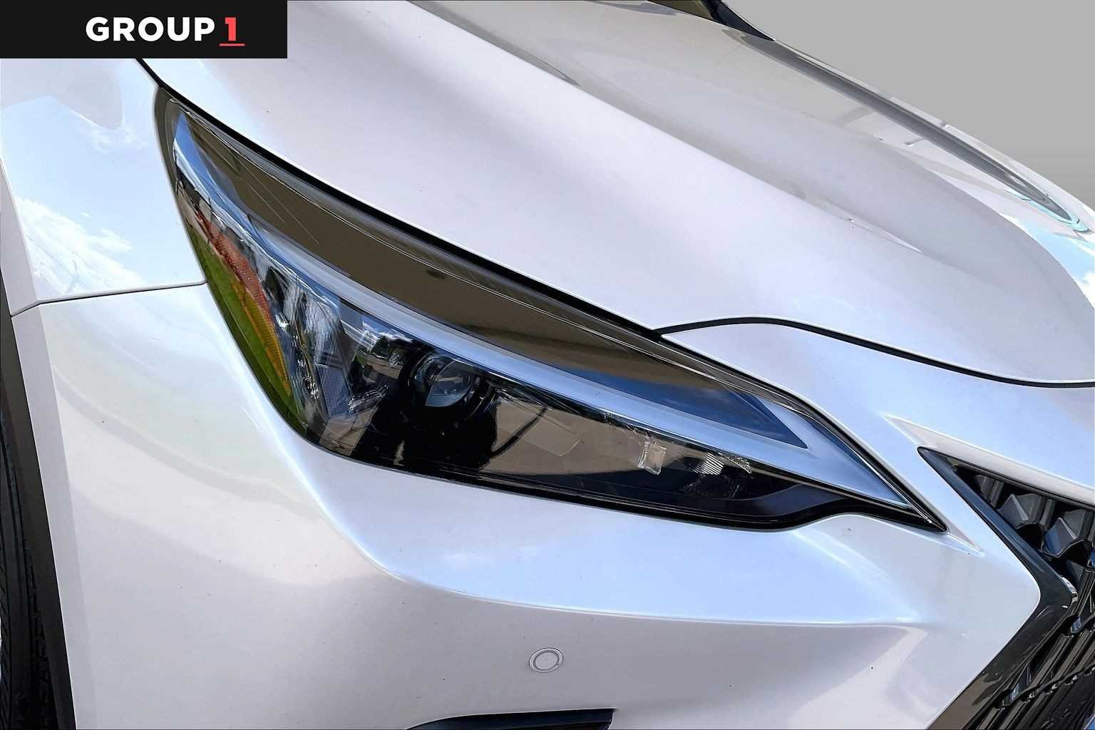 Used 2024 Eminent White Pearl Lexus Premium image 25