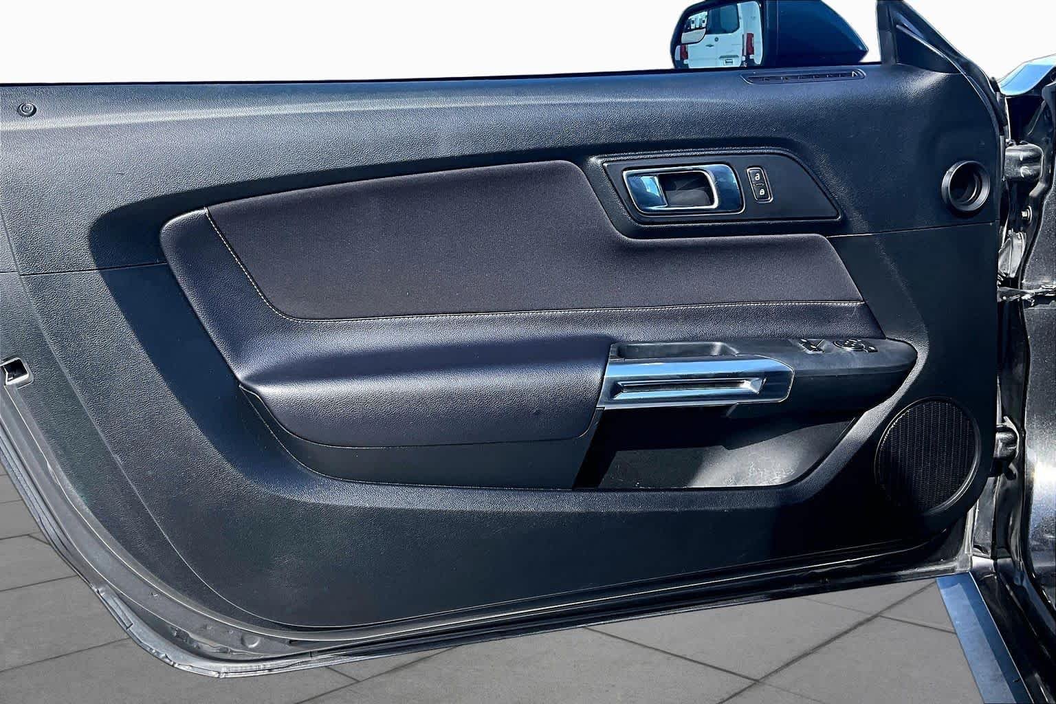 Used 2020 Magnetic Metallic Ford EcoBoost image 19