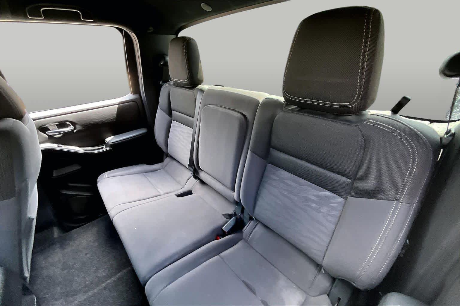 Used 2023 Gun Metallic Nissan SV image 18