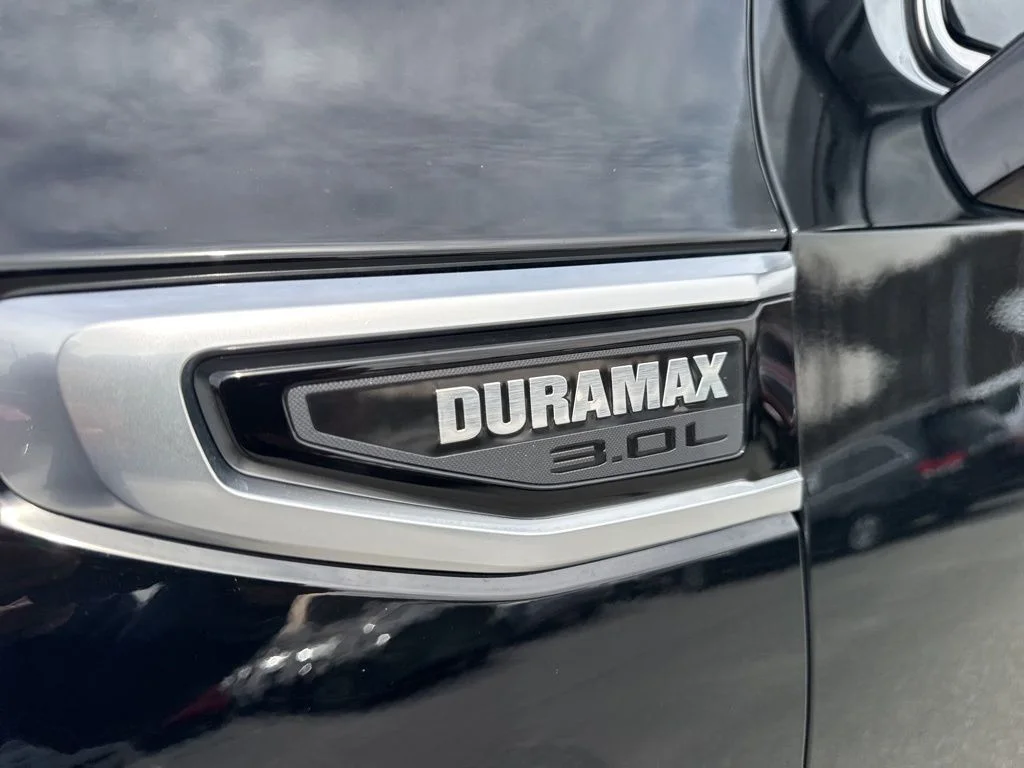 Used 2024 Black GMC Denali image 38