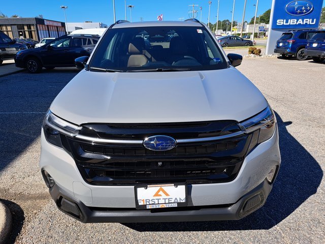 2026 Subaru FORESTER TOURING SUV Slide 8