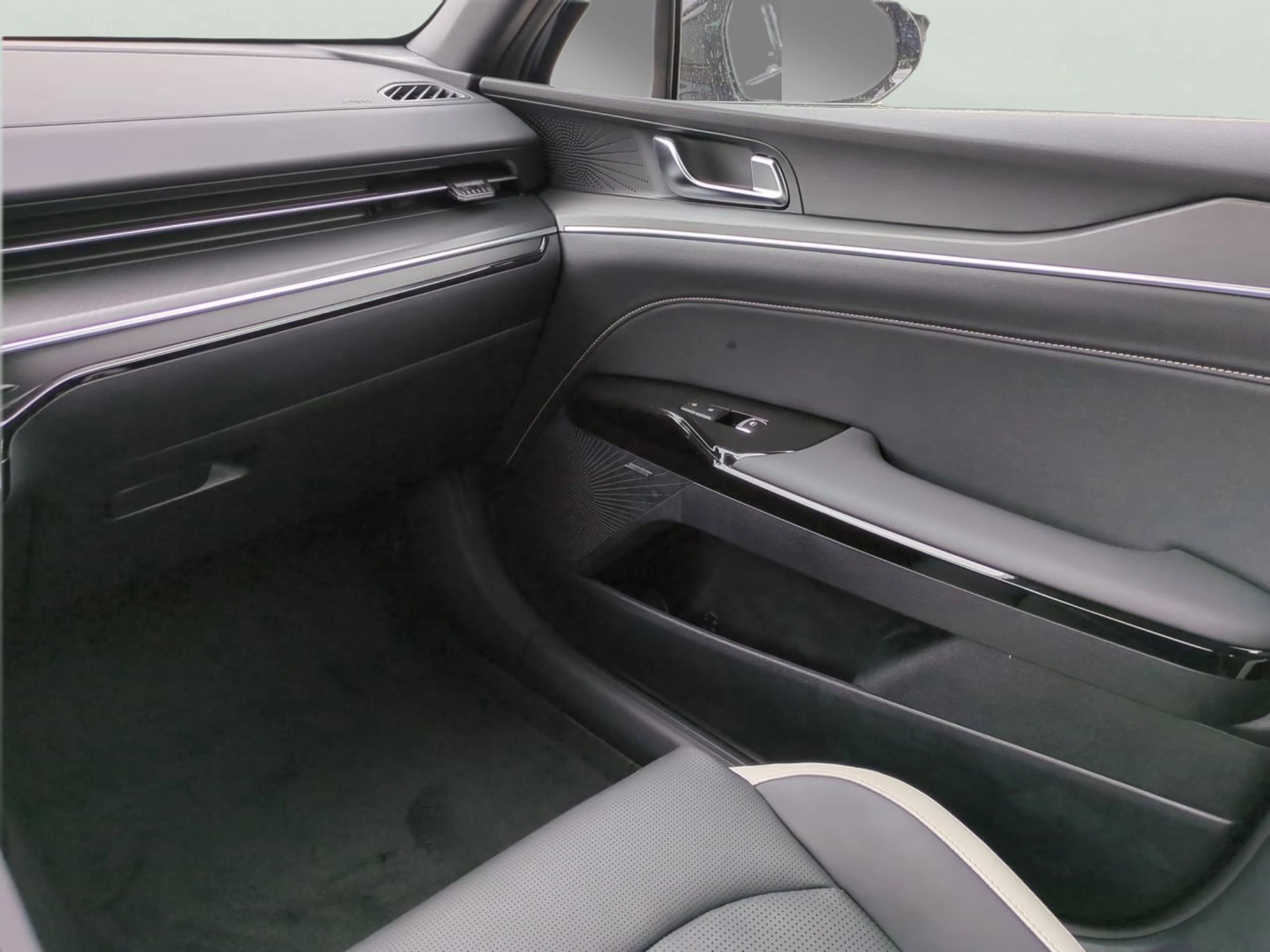 New 2026 Yacht Blue Kia GT-Line image 35