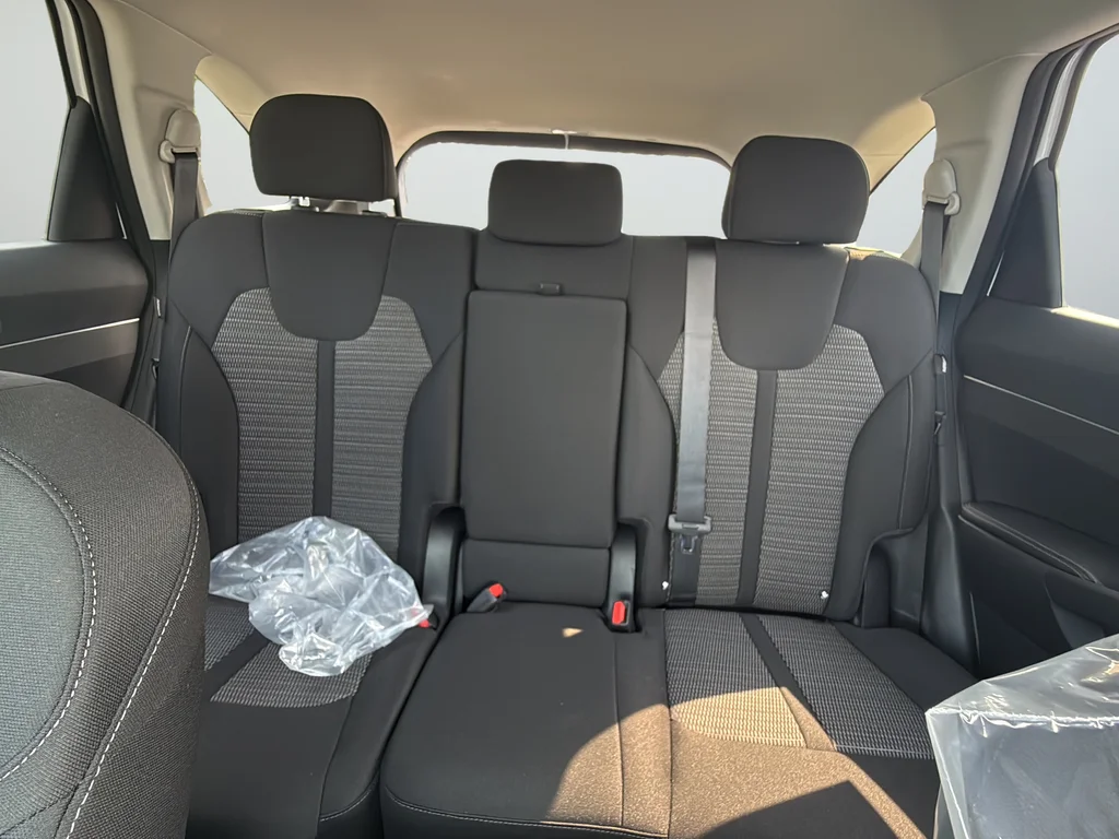 New 2026 Glacial White Pearl Kia LX image 46