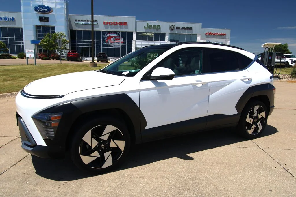 Used 2024 White Hyundai Limited image 19
