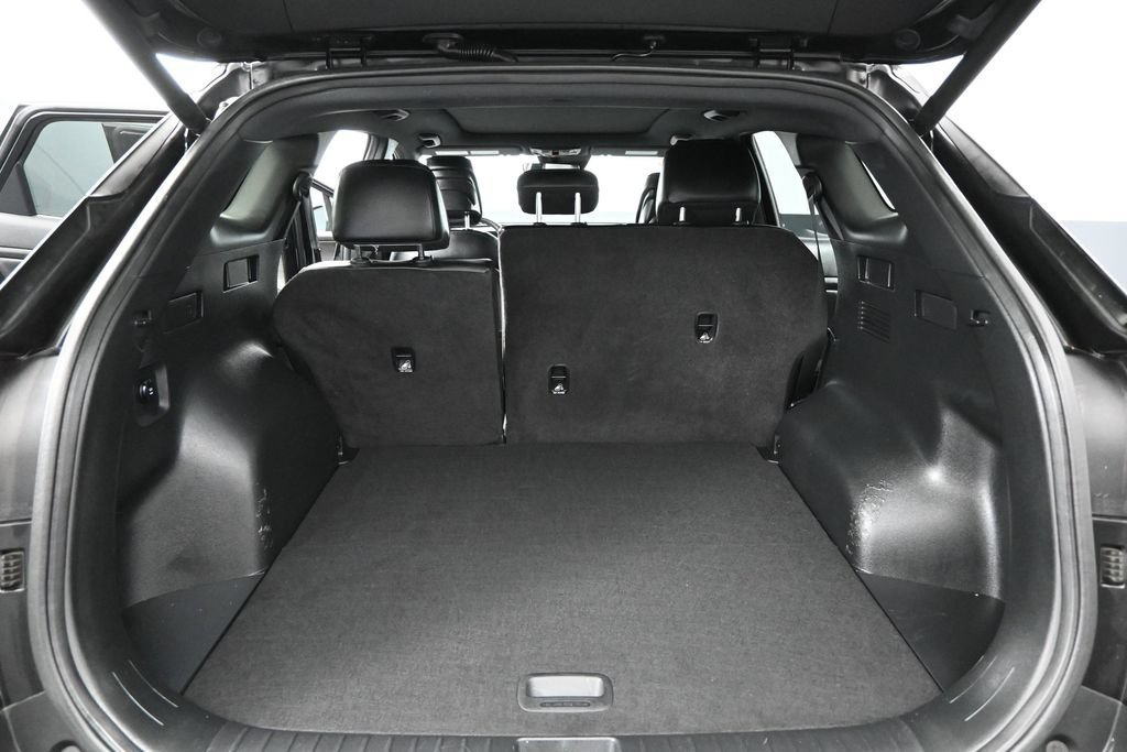 Used 2024 Ebony Black Kia X-Line image 20