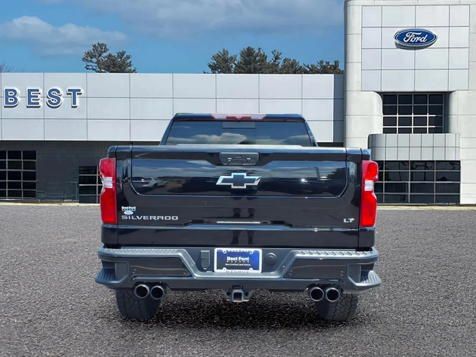 Used 2022 Black Chevrolet LT Trail Boss image 5