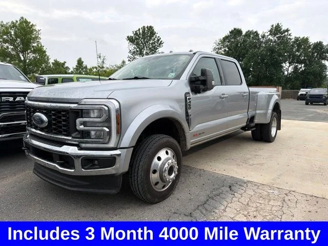 2024 Ford F-450 Lariat 4x4 Crew Cab 8' Box DRW's photo