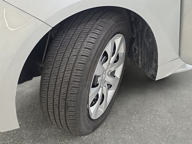 Certified Used 2025 Silver Toyota LE image 28