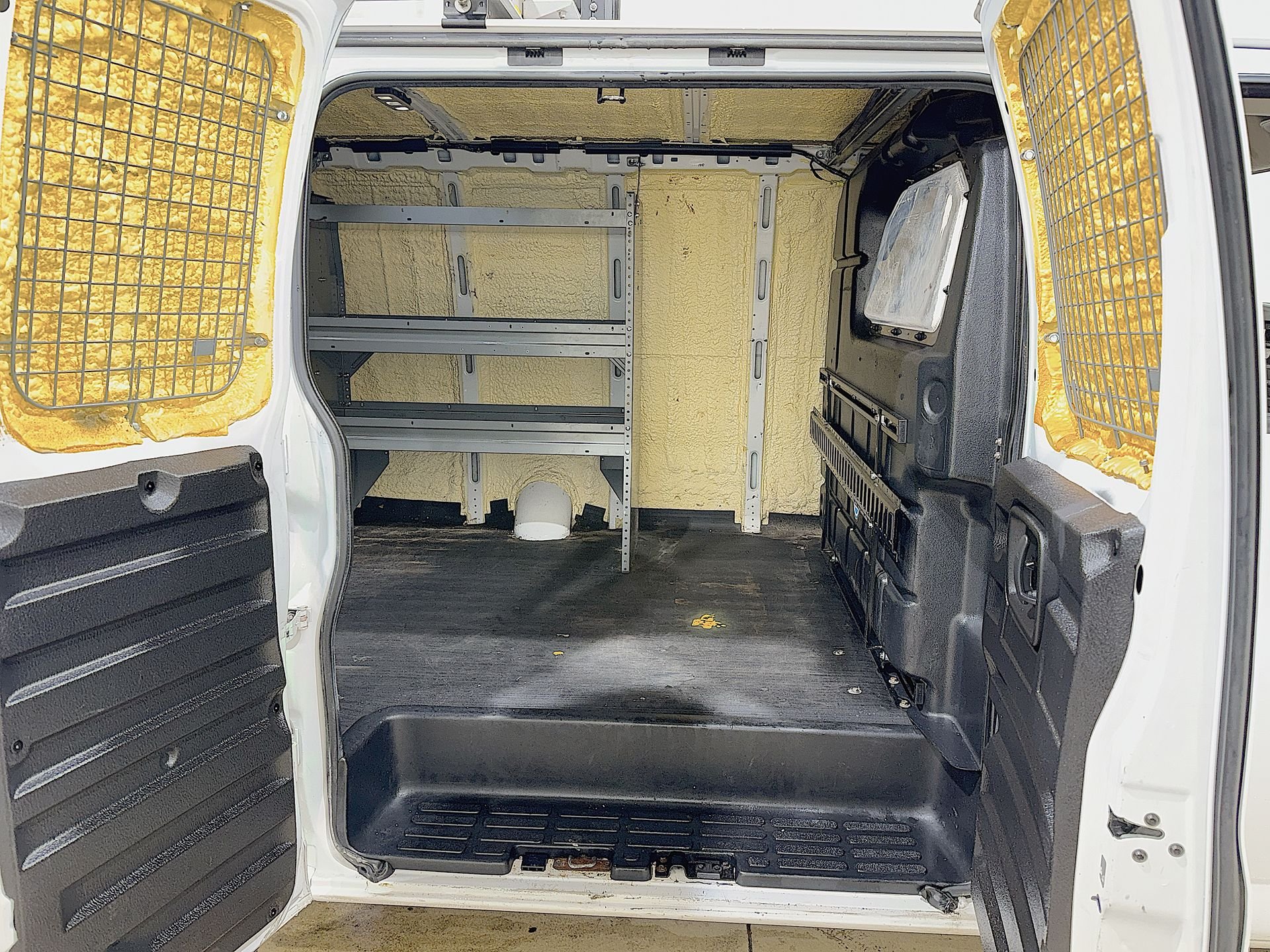 Used 2022 Summit White Chevrolet WT image 22