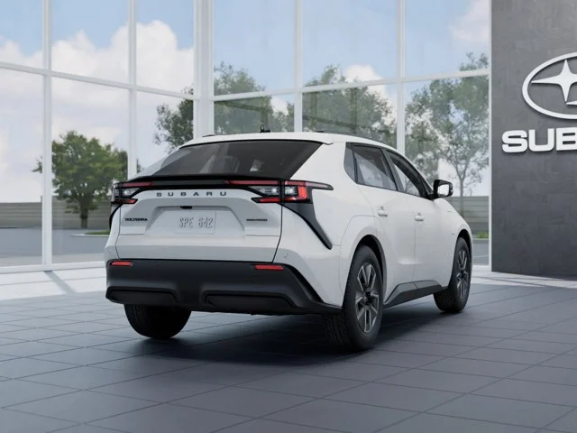 New 2026 COSMIC WHITE PEARL Subaru Premium image 5