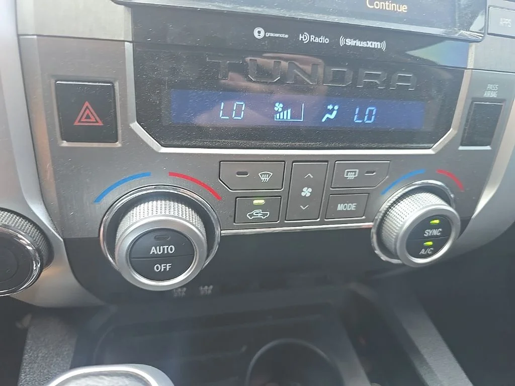 Used 2020 Black Toyota SR5 image 17
