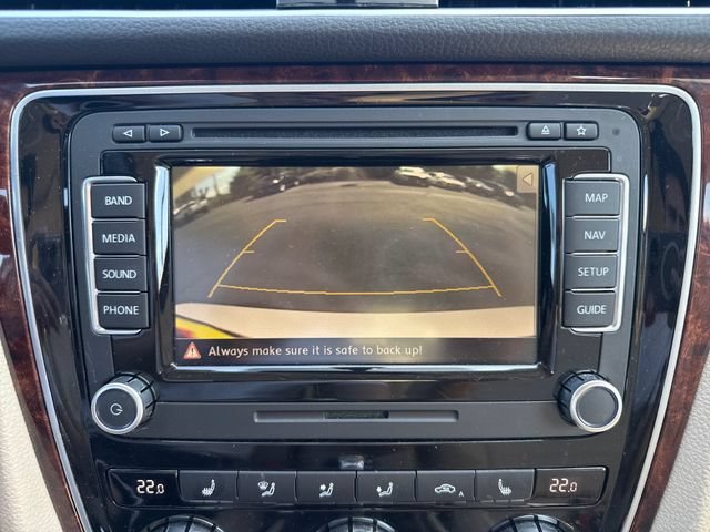 Used 2013 Candy White Volkswagen SEL image 19
