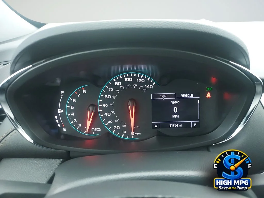 Used 2020 White Chevrolet LT image 24