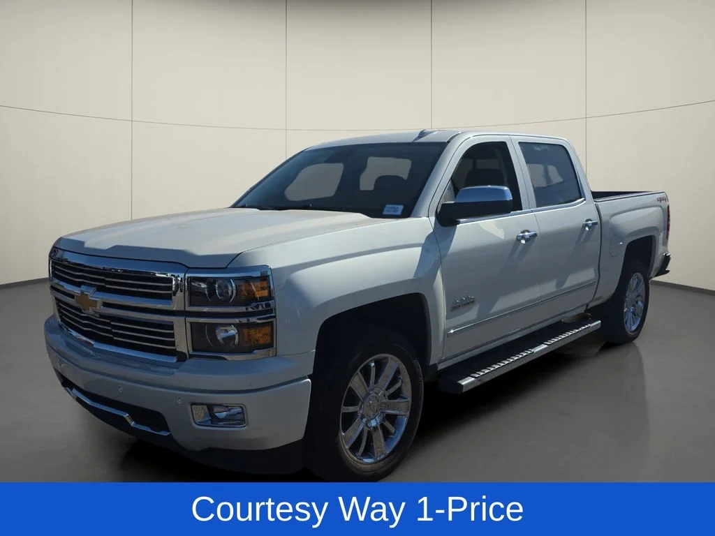Used 2015 White Chevrolet High Country image 4