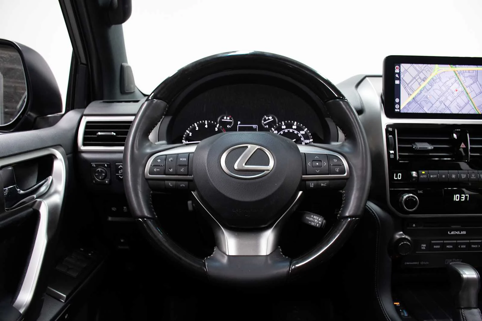 Certified Used 2023 CAVIAR Lexus Premium image 15