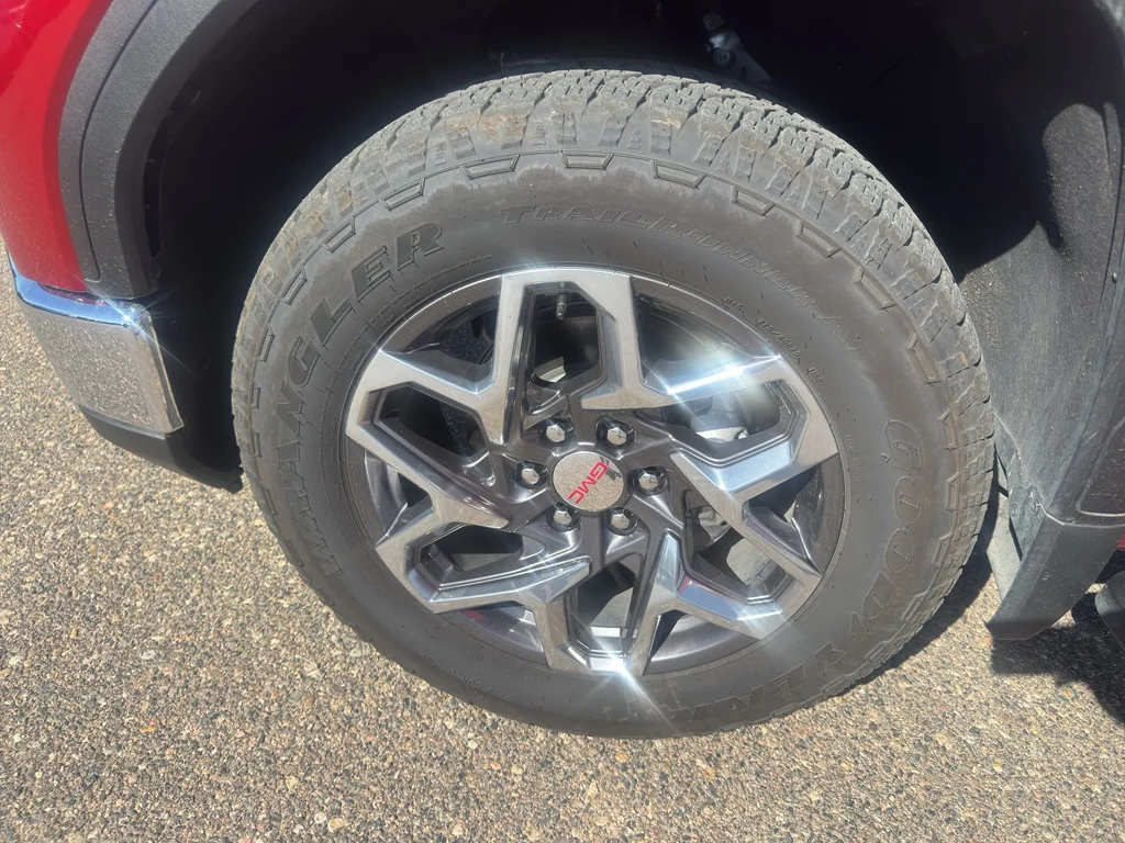 Used 2025 Volcanic Red Tintcoat GMC SLT image 32