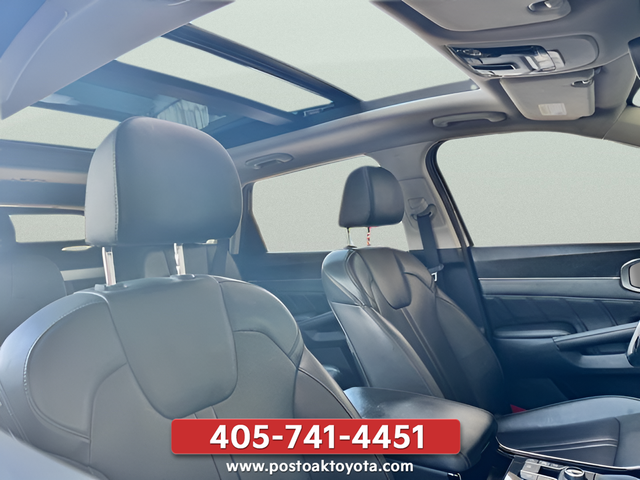 Used 2023 Silver Kia SX image 38