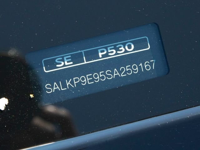 Certified Used 2025 Santorini Black Metallic Land Rover SE image 37