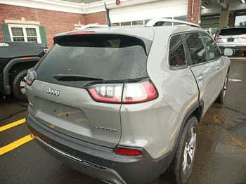 Used 2021 Sting-Gray Clearcoat Jeep Limited image 3
