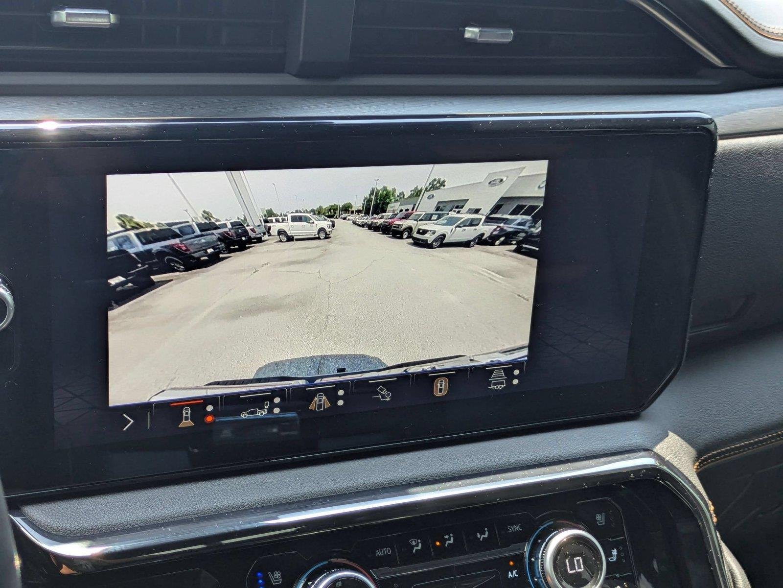 Used 2024 Sterling Metallic GMC AT4 image 22