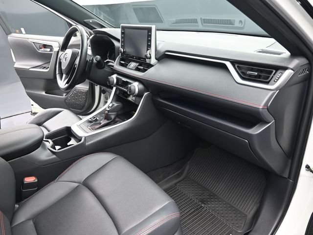 2021 Toyota RAV4 XSE - Photo 25