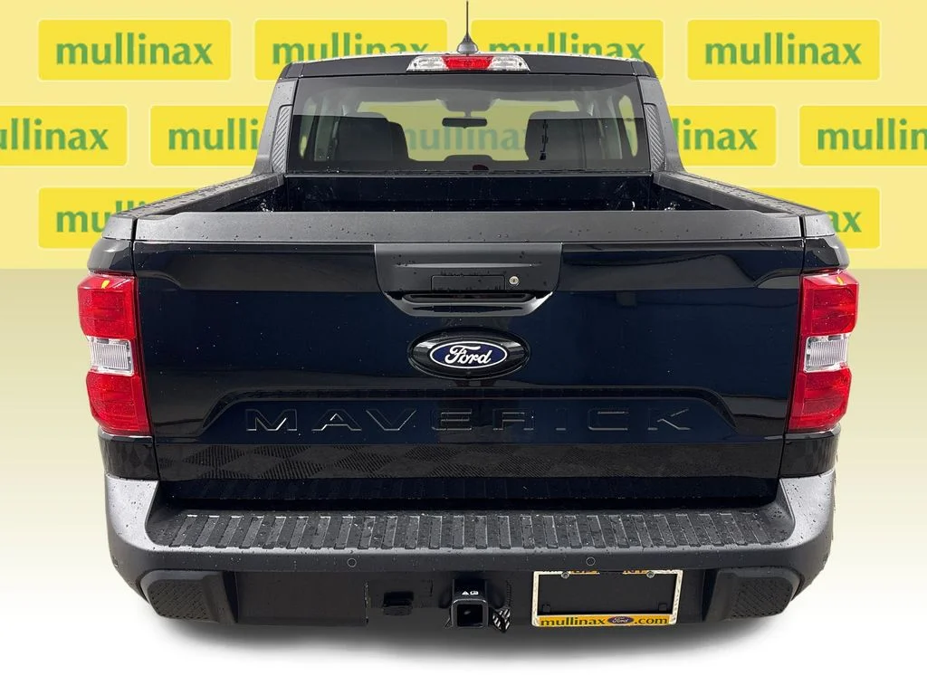 New 2026 Black Ford XLT image 9